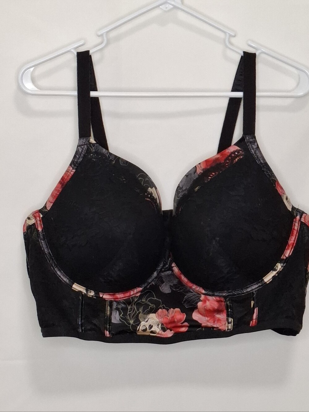 Torrid Curve Push-up Plunge bra, red, black, roses, floral 46D